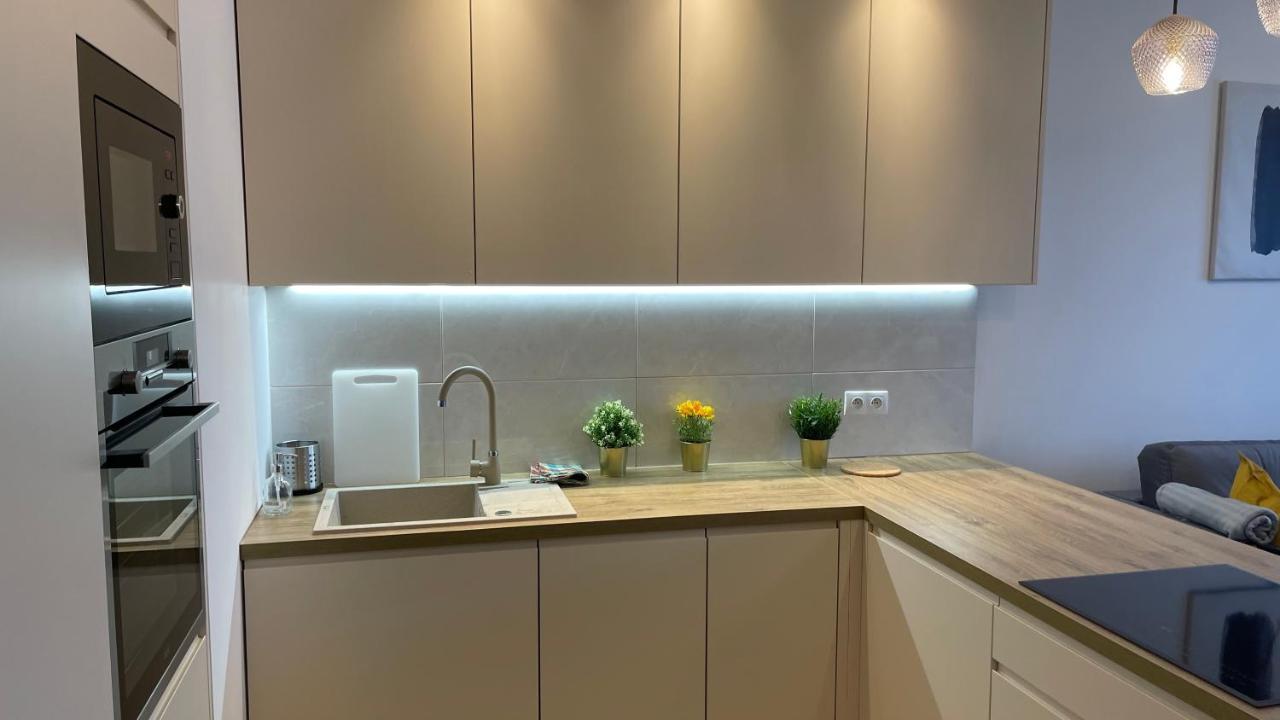 ורשה 2-Room In New House, Wola מראה חיצוני תמונה